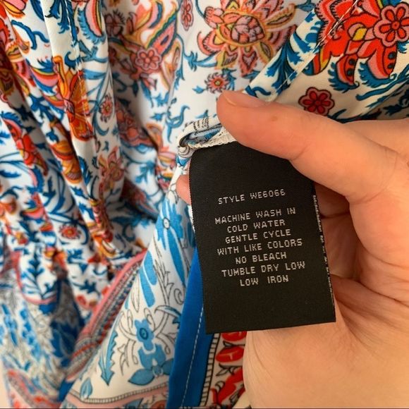 Printed Romper Size Small - Picture 5 of 5